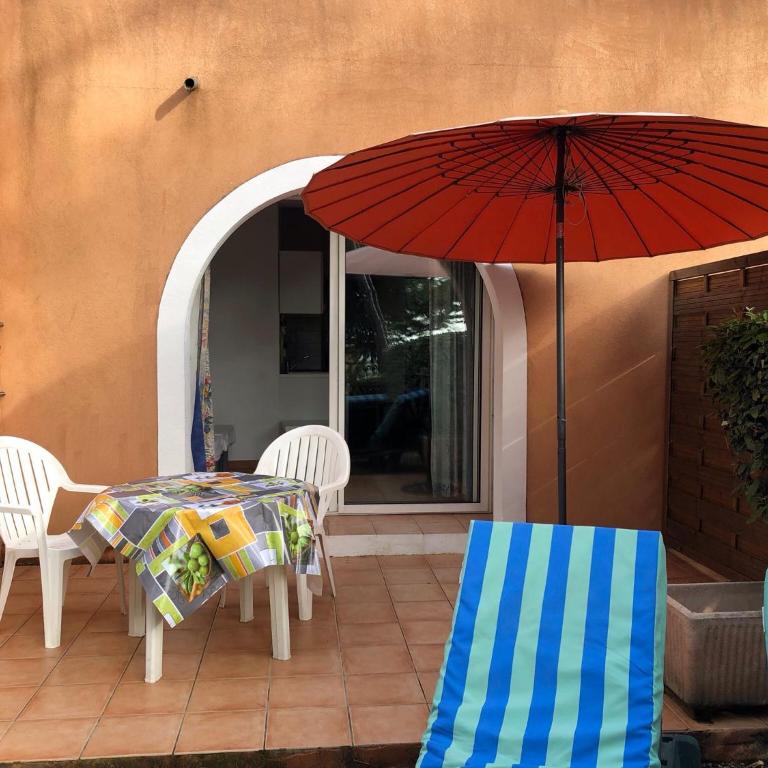 50m Plage T2 Grande Terrasse Vue Mer Climatisé Piscine Chauffée, Parking clos gratuit - Appartement - Rez-de-Chaussée - 17