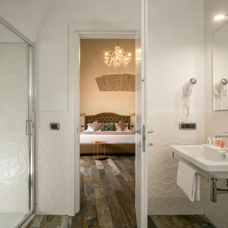 Guesthouse MySuiteTower Pantheon - Chambre Triple avec Vue - 6