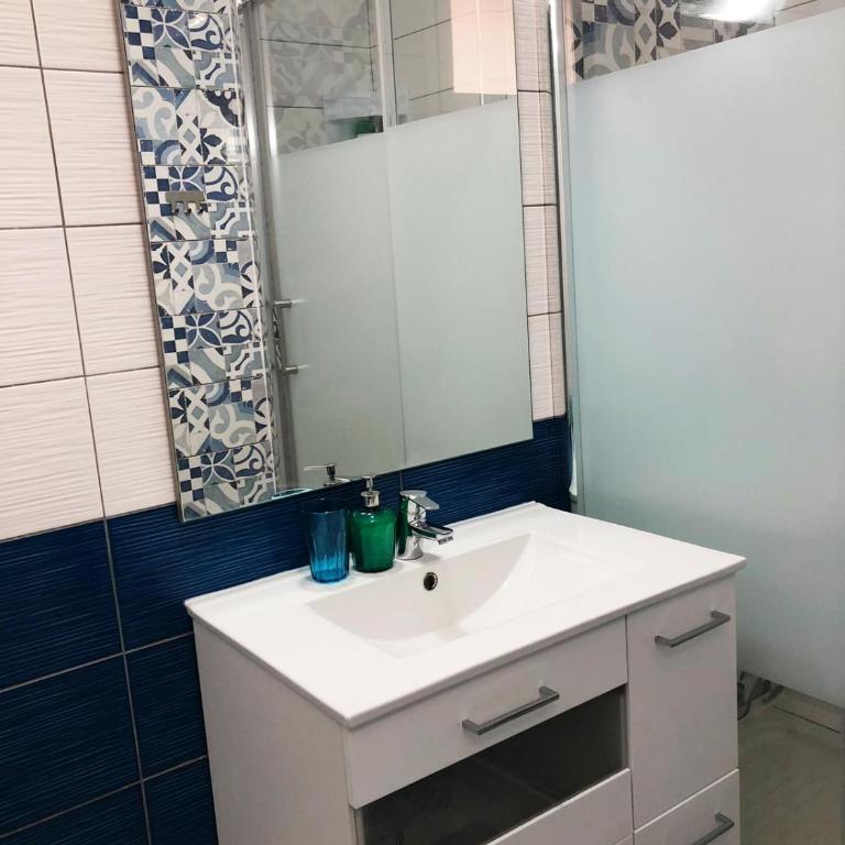 Lovely 1-bedroom apartment with a big terrace, Las Americas, Tenerife - Apartamento - 28