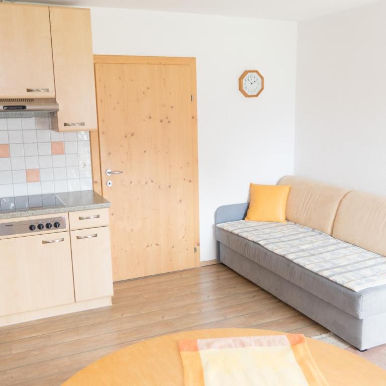 Landhaus Rauth - Apartment mit 2 Schlafzimmern und Balkon - 4