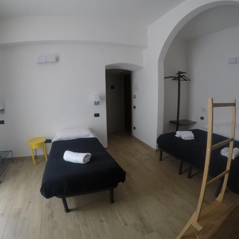 Bella Napoli Guesthouse Trattoria Pizzeria - Triple Room - 2