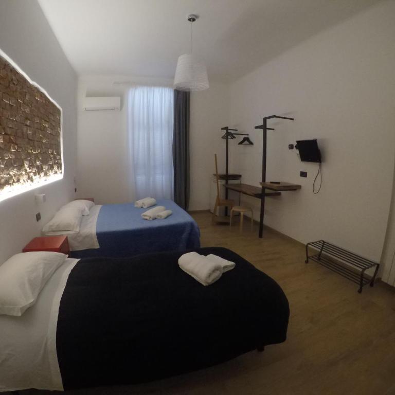 Bella Napoli Guesthouse Trattoria Pizzeria - Triple Room - 1