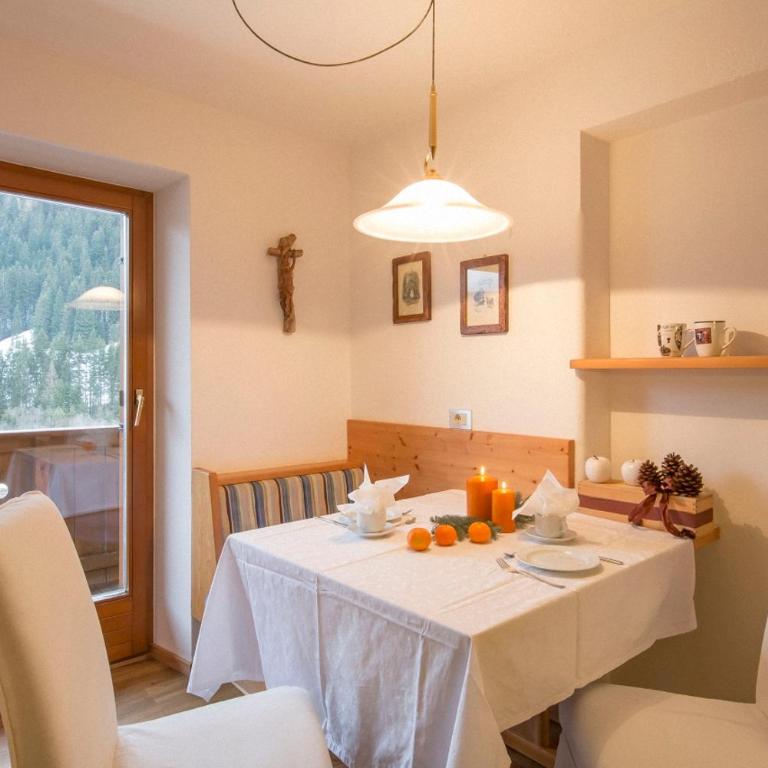 Ciasa Rosra - Appartamento con 2 Camere da Letto e Vista Montagna (4 Adulti) - 2