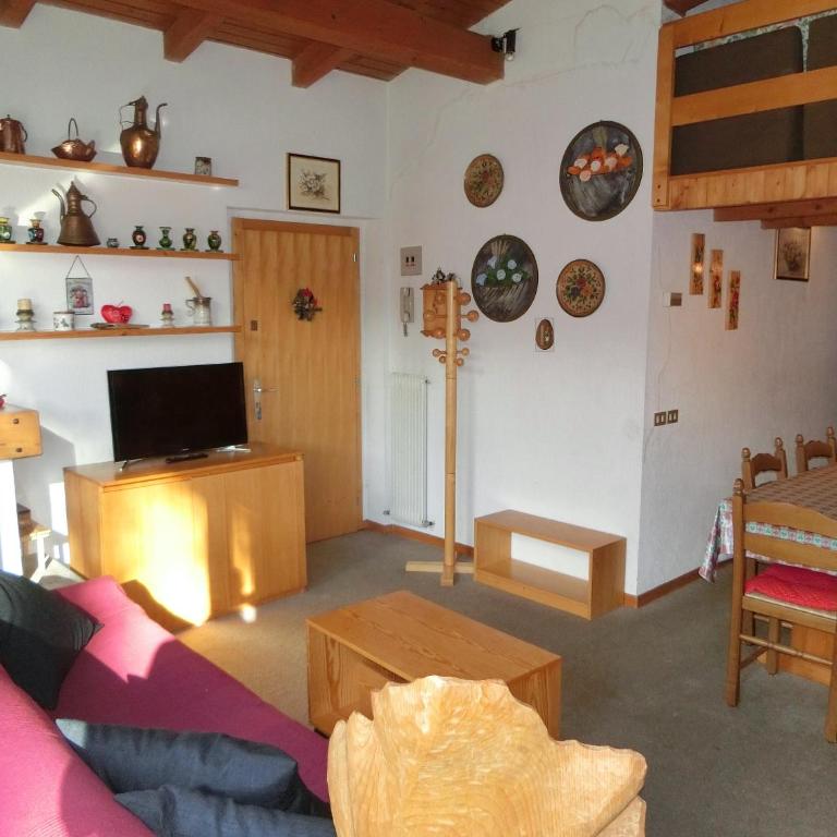 Trilocale Alberti - Hofer - Appartamento con 2 Camere da Letto - 2