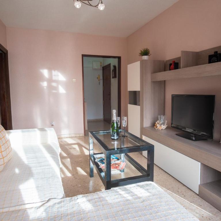 Apartamento cómodo a 10 min del centro - Apartment - 6