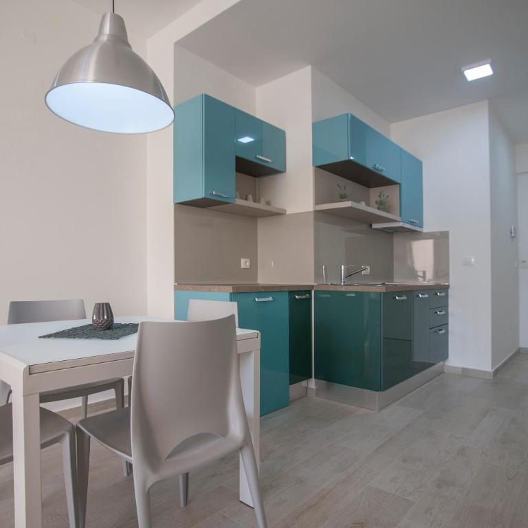 Royal Gardens Paradise - Apartman sa Pogledom na More - 12