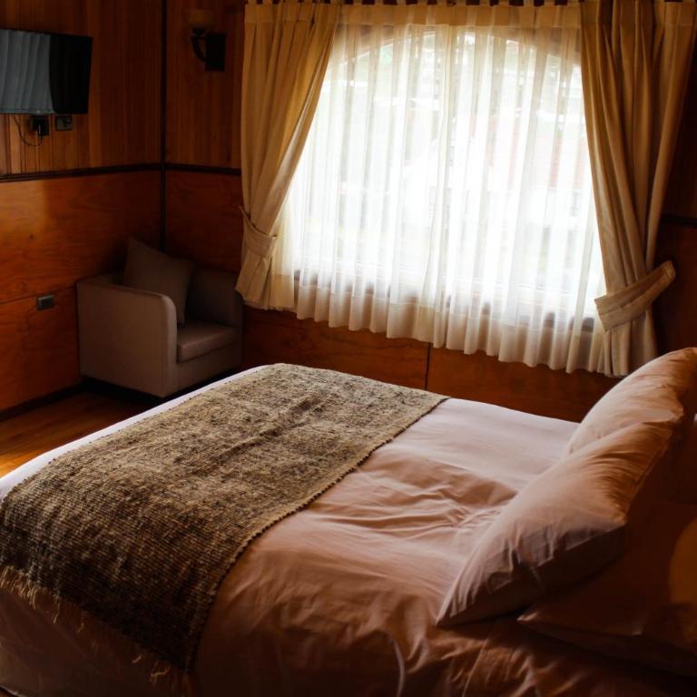Hotel Aliwen - Habitación Doble con balcón - 1 o 2 camas - 4