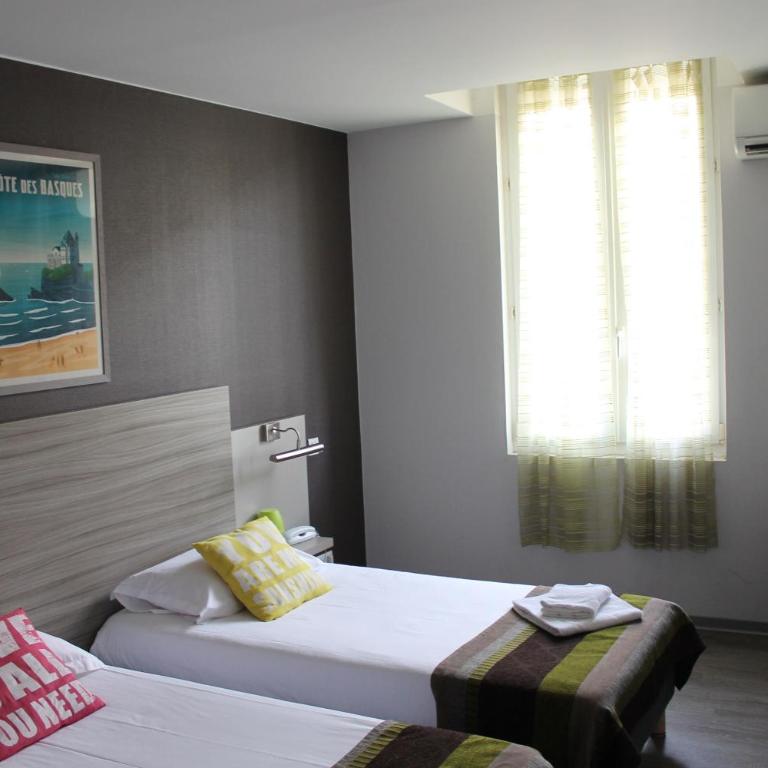 Hôtel du Centre - Chambre Lits Jumeaux - 1