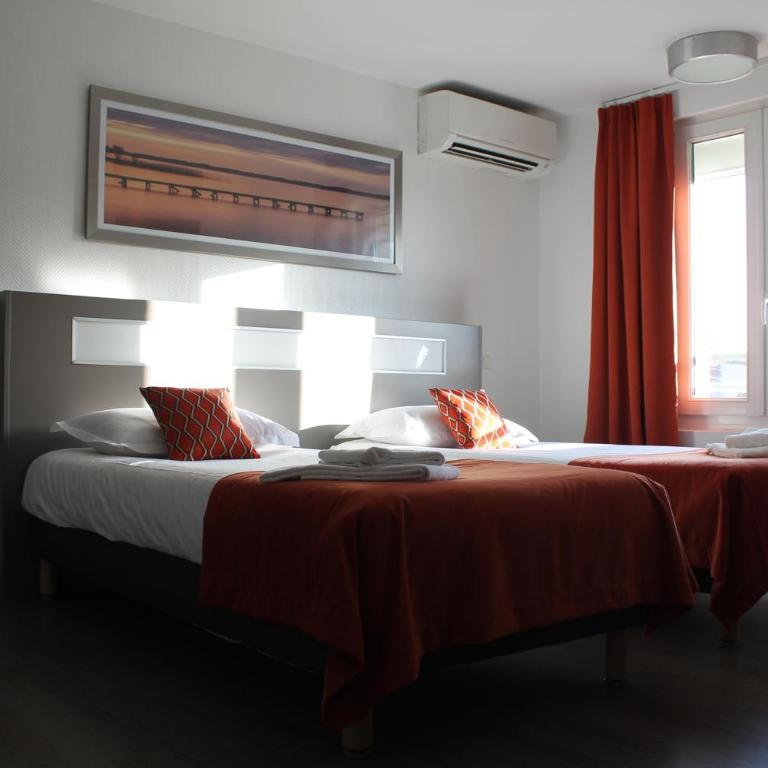 Hôtel du Centre - Chambre Quadruple - 1