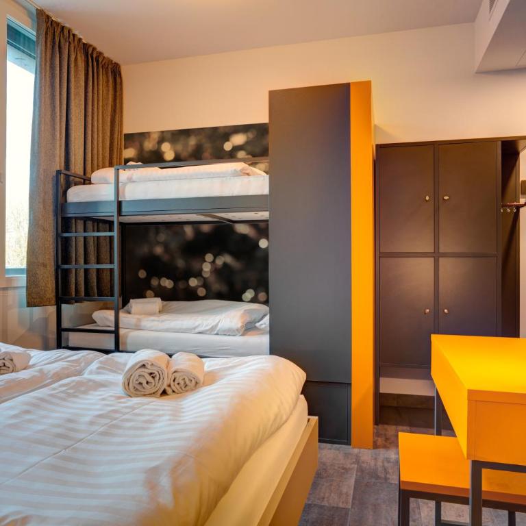 MEININGER Hotel München Olympiapark - Habitación cuádruple - 2