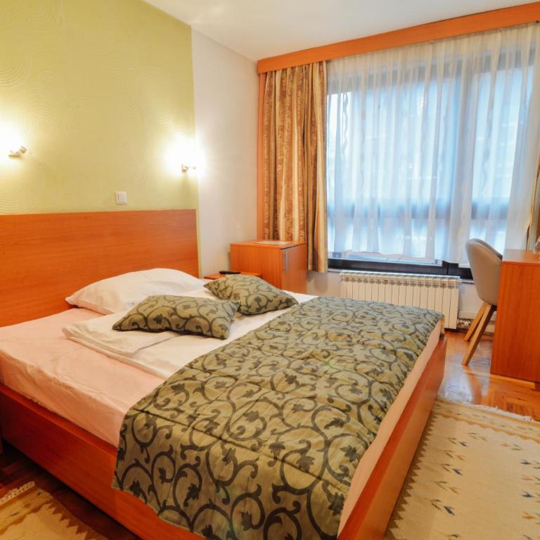 Hotel Mod - Dvokrevetna Soba sa Bračnim Krevetom - 3
