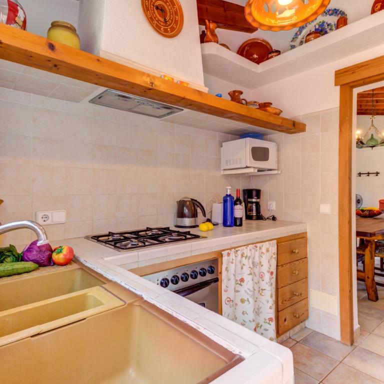 Villa Es Coste Rafal By SunVillas Mallorca - Villa - 17