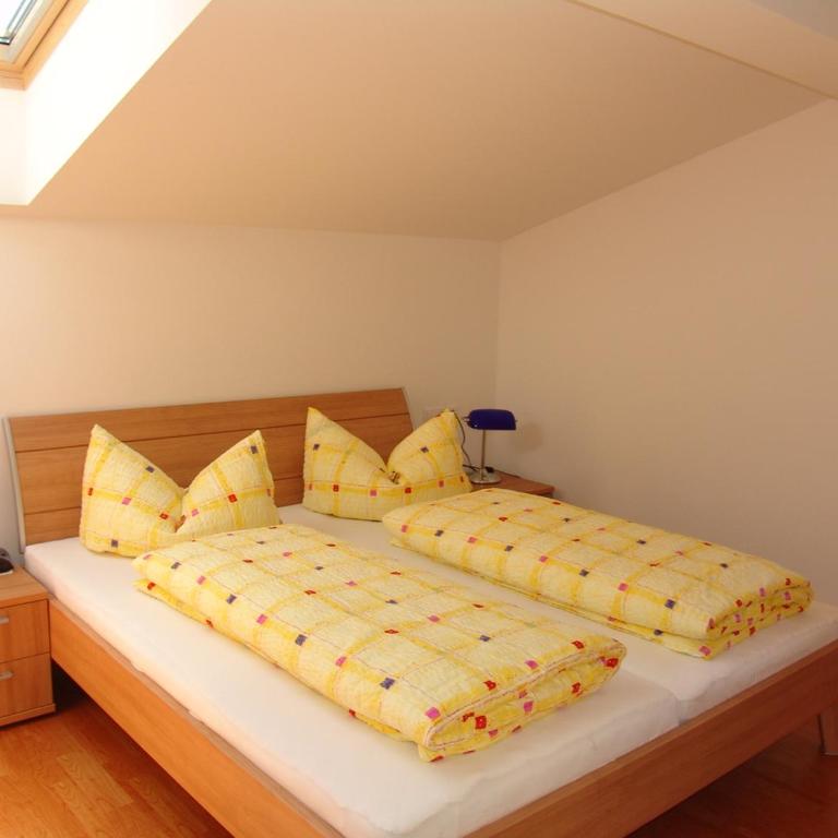 Ferienwohnung Anita - Apartment mit 2 Schlafzimmern und Dusche - 10