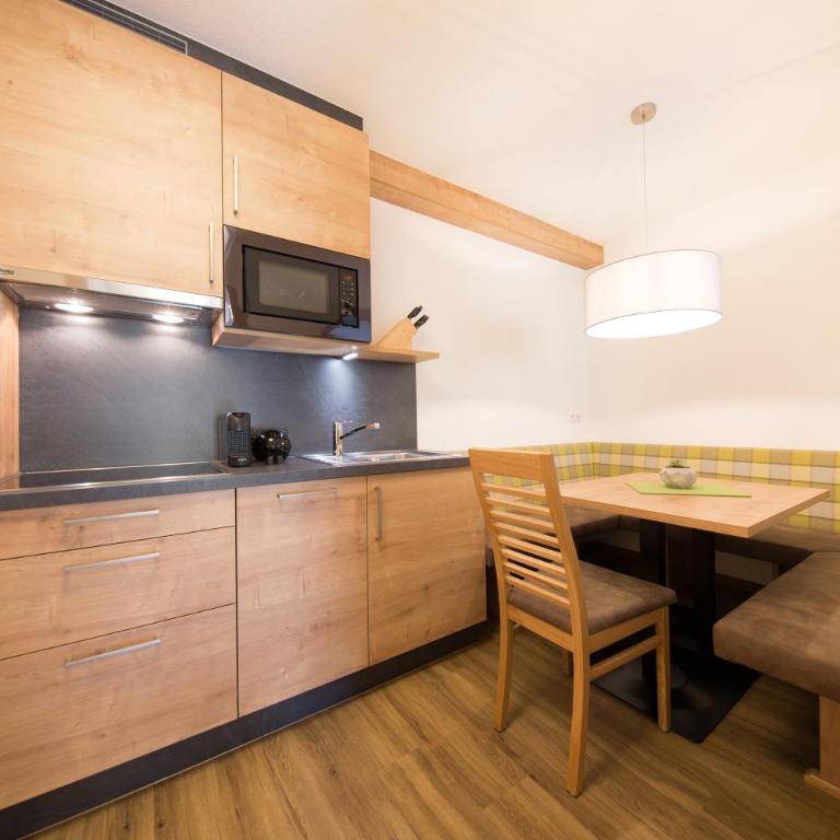 Apart Talblick - Apartment mit 2 Schlafzimmern und Garten - 12