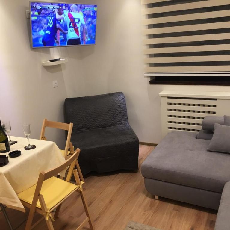 YelaYeti Apartments - Family Studio - 10