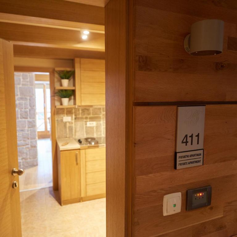 LUX privatni apartman 411 u sklopu HOTEL VUČKO JAHORINA - Deluxe Apartment - 28