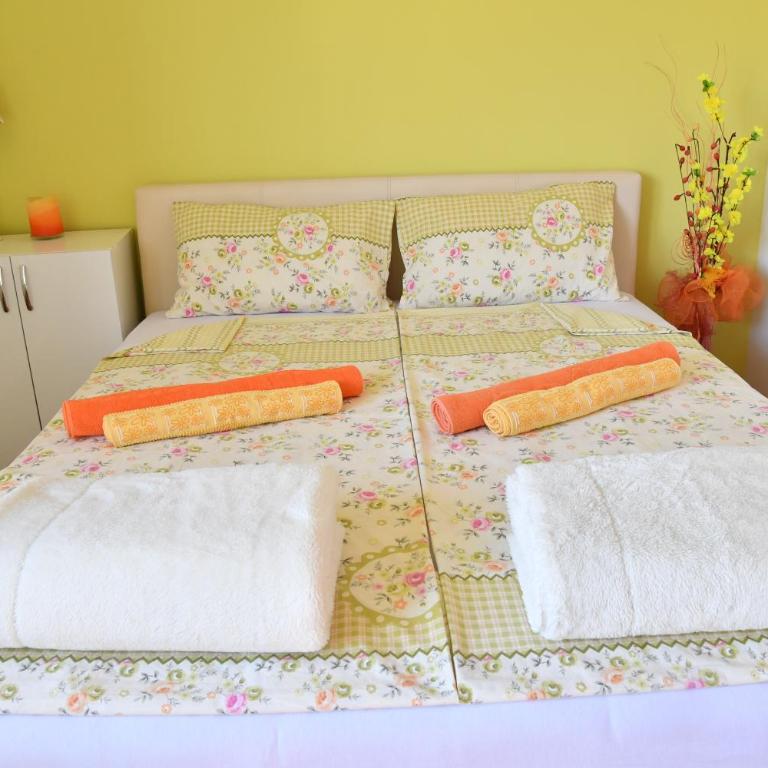 KAFA SA SLAVUJIMA free parking - Apartman sa 2 Spavaće Sobe - 10