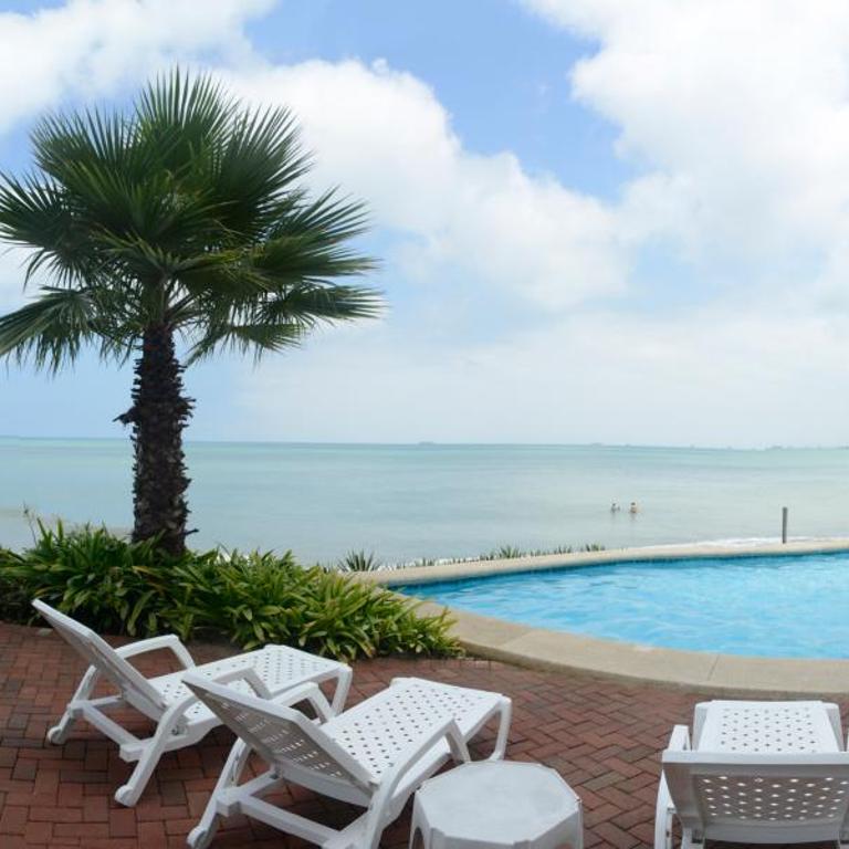 Lindo Departamento al pie de playa Edificio TORRE OCEÁNICA - Apartamento de 3 dormitorios - 30