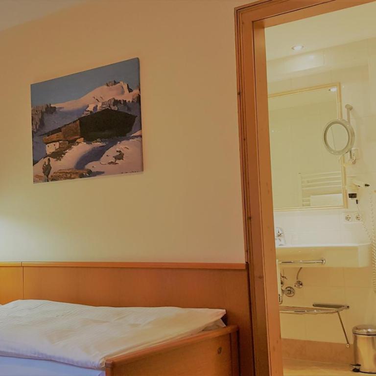 Eggerwirt Kitzbühel, Hotel & Restaurant - Einzelzimmer mit Dusche - 2