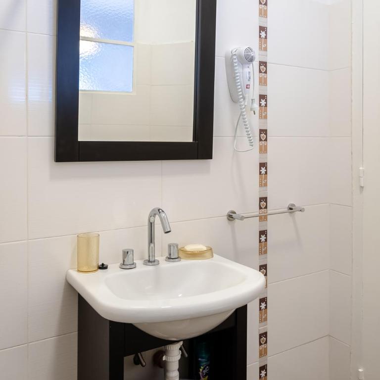 En el corazón turístico y teatral de Buenos Aires - Apartamento Estándar - 5