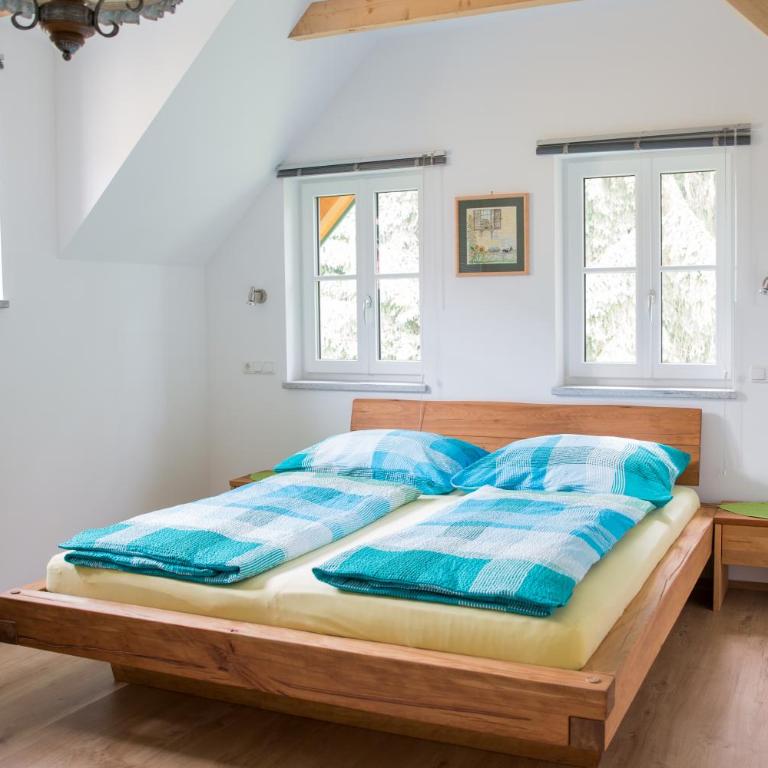 Buschenschank Ofnerpeter - Family Room - 4