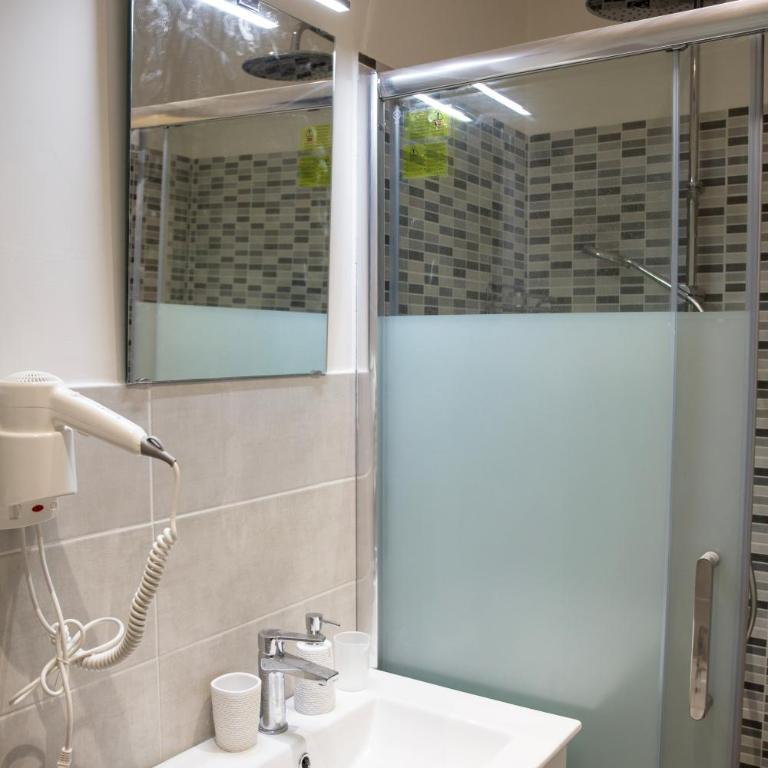 San Pietro Dreaming Rooms - Double Room with Balcony - 8