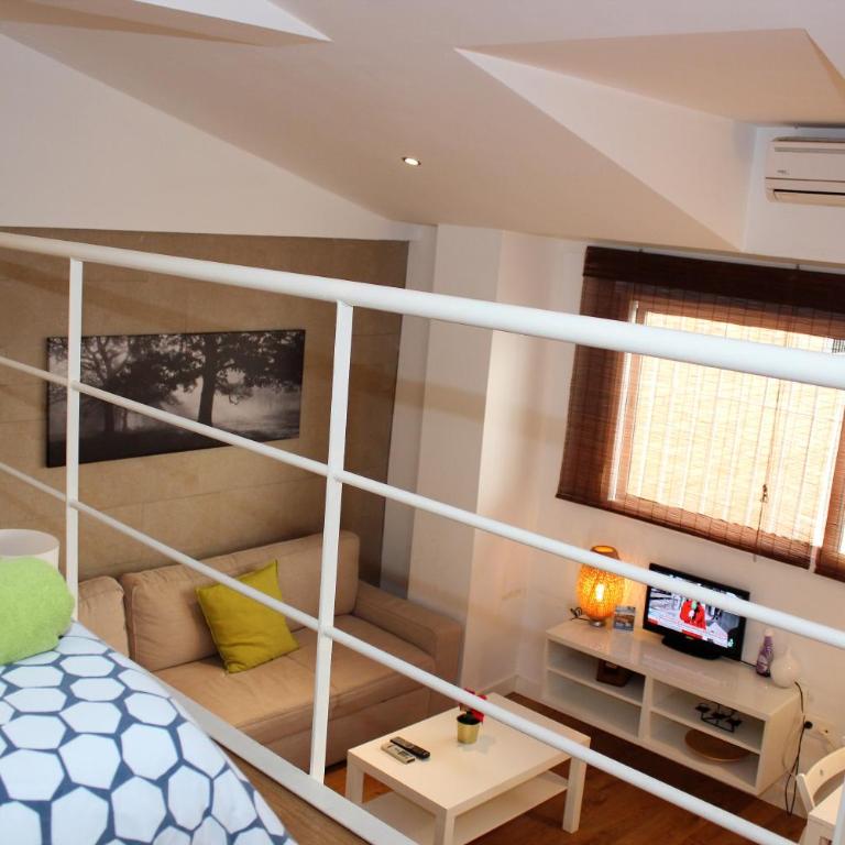 Apartamentos Clavero - Loft - 16