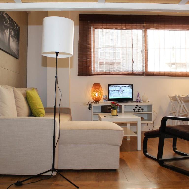 Apartamentos Clavero - Loft - 9