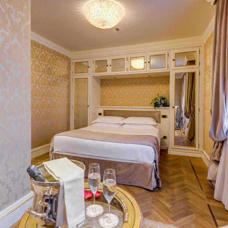 Hotel Ai Reali - Small Luxury Hotels of the World - Camera Matrimoniale Classic - 1