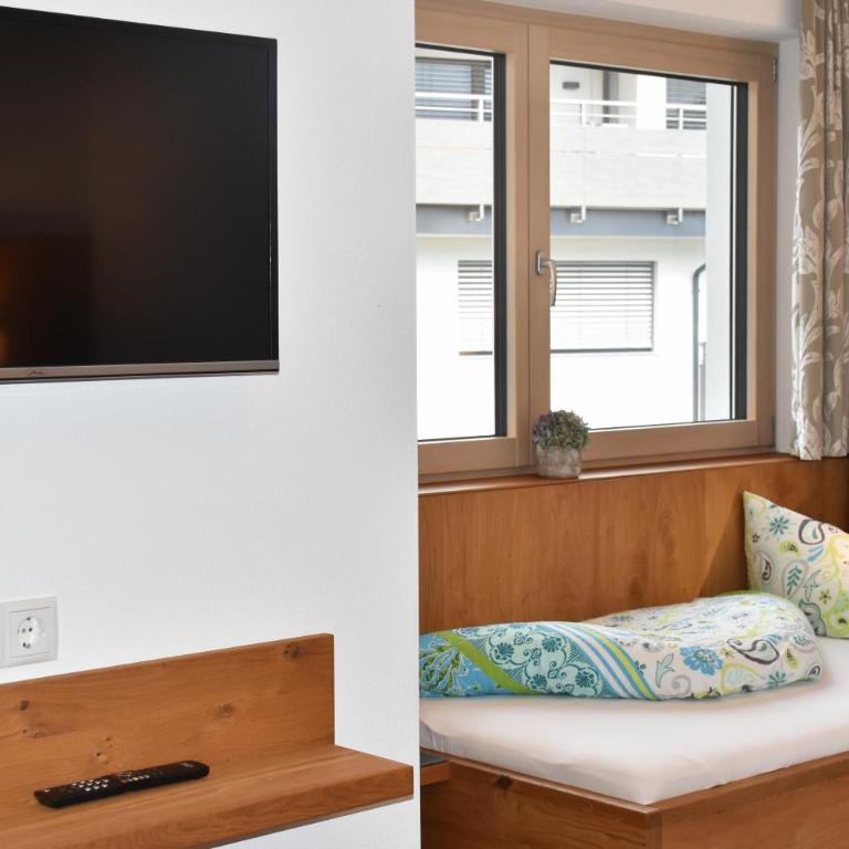 Green Apart - One-Bedroom Apartment - 15