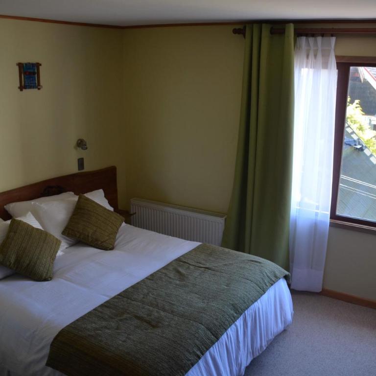 Puerto Austral - Standard Double Room - 11