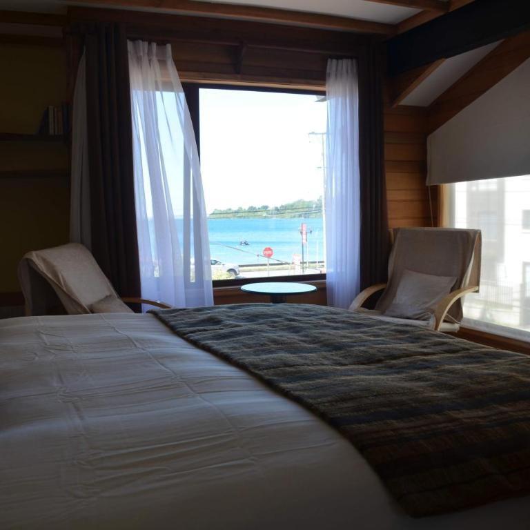 Puerto Austral - Standard Double Room - 2