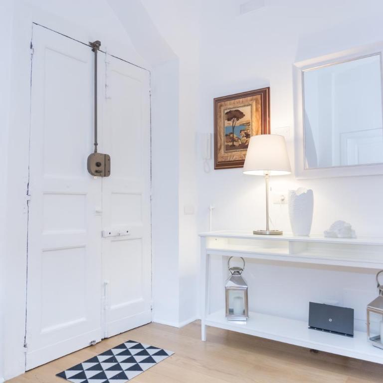 Casa Pepe Via Fuoro - Appartamento con 2 Camere da Letto - 3