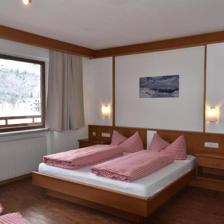 Alphotel Mittersill incl National Park Sommercard - Vierbettzimmer - 3