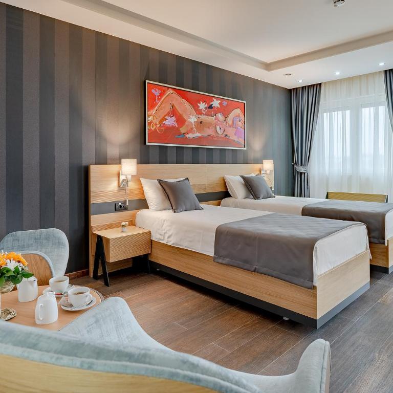 Rubicon Garni Hotel - Deluxe Double or Twin Room - 2