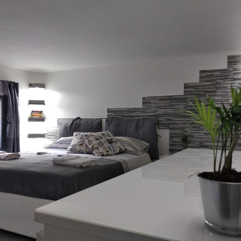 Casa di Carlo e Vale - Four-Bedroom Apartment with Balcony - 6