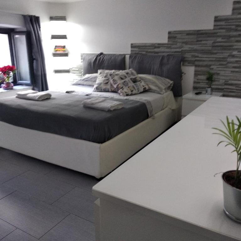 Casa di Carlo e Vale - Four-Bedroom Apartment with Balcony - 1