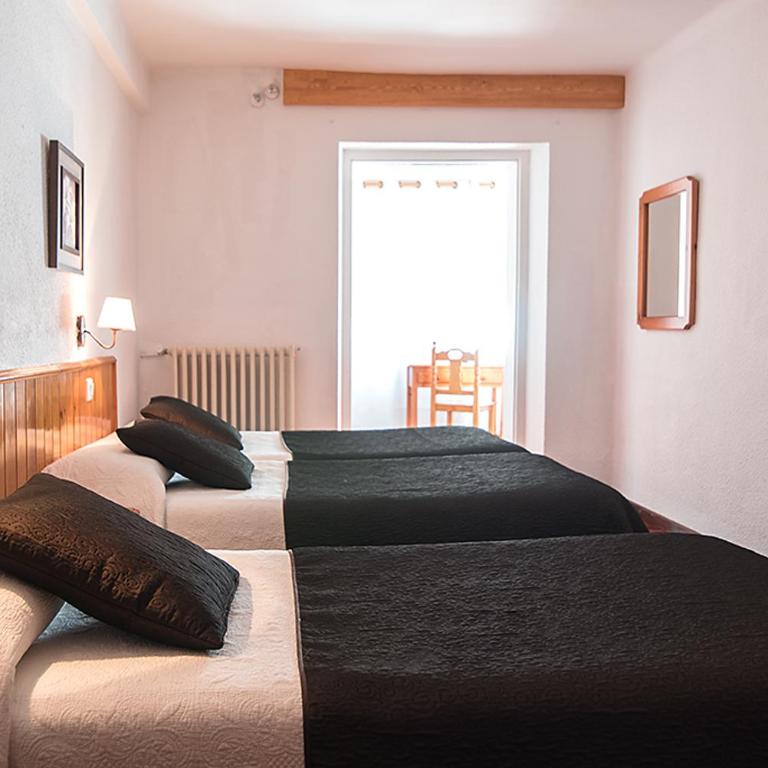 Hotel La Rambla - Triple Room - 5