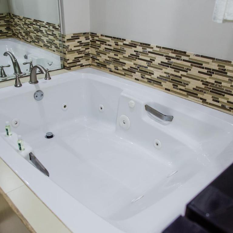 Hotel Velario - Suite with Spa Bath - 3