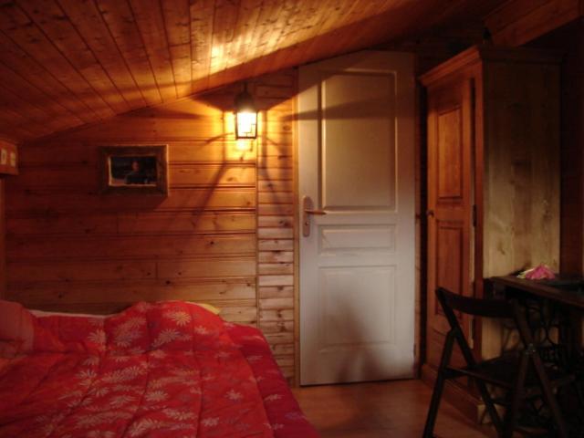 LES CARROZ LE LAYS cosy apartment 40M2 vue montagne plein sud - Apartment - auf 2 Etagen - 4