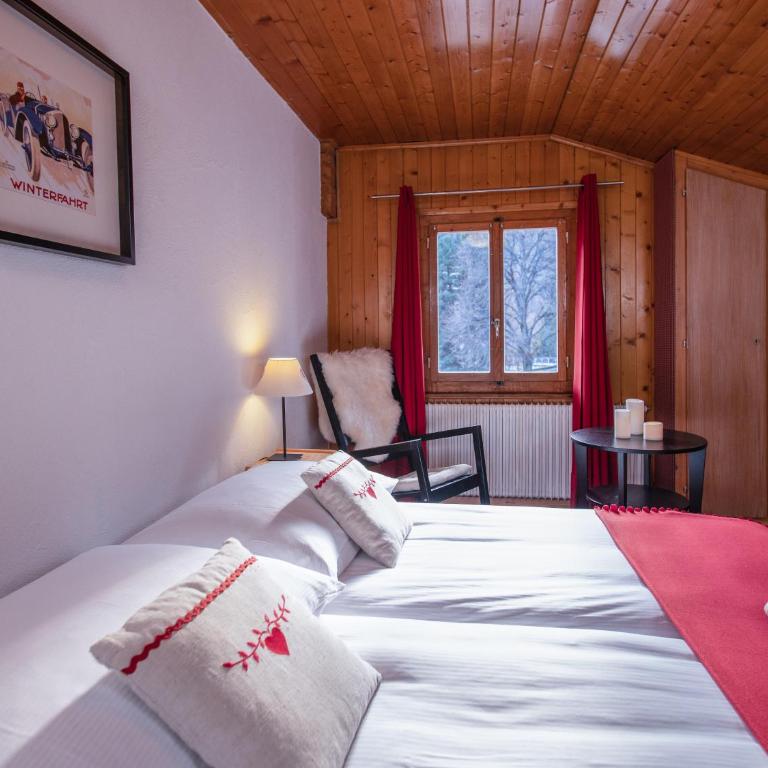 Hotel Edelweiss - Zweibettzimmer mit Gemeinschaftsbad - 6