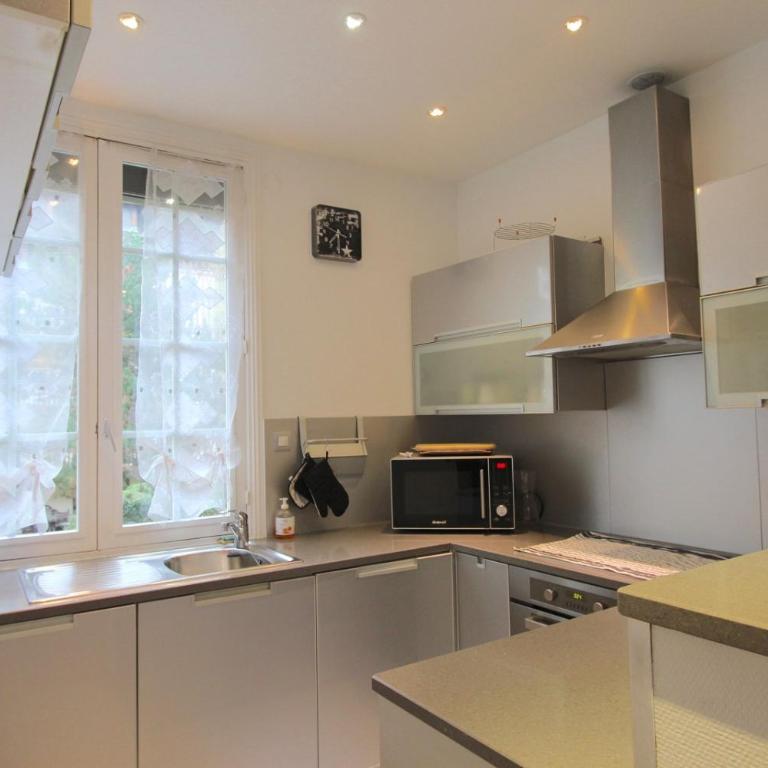 LE ROYAL (3 pièces au centre de DEAUVILLE) - Appartement 2 Chambres - 4