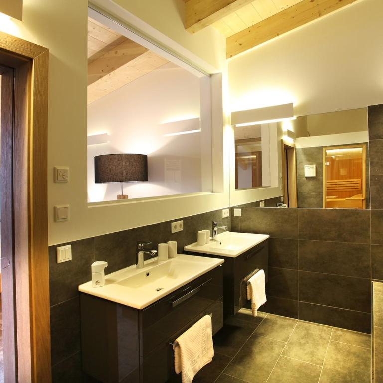 Aktiv- und Wellnesshotel Gutjahr - Penthouse Suite - 2