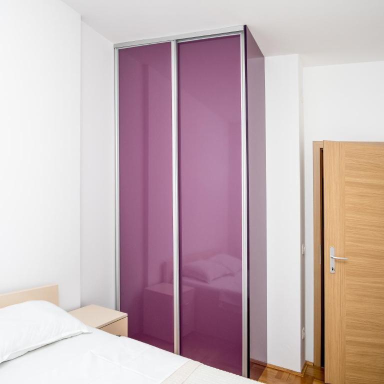 Lux Apartments Iva - One-Bedroom Apartment - 17