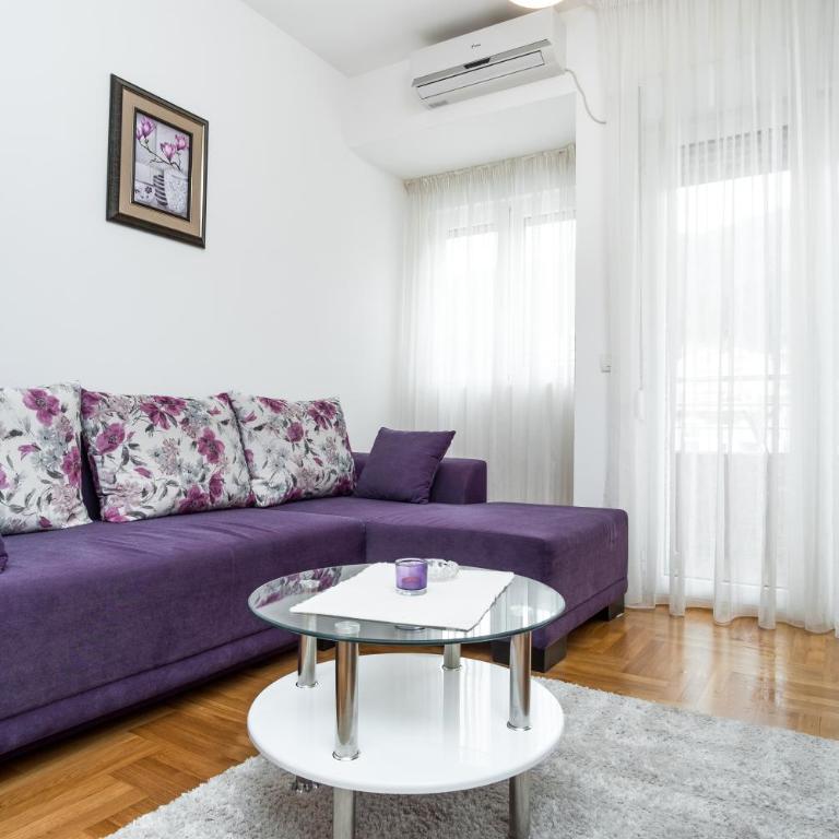 Lux Apartments Iva - One-Bedroom Apartment - 10