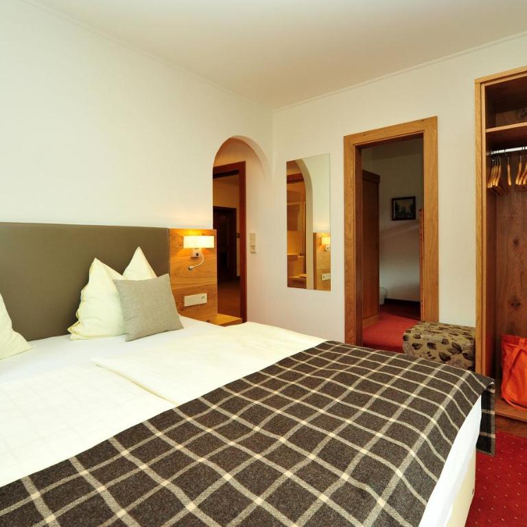Hotel-Gasthof Strasswirt - Doppelzimmer - 12