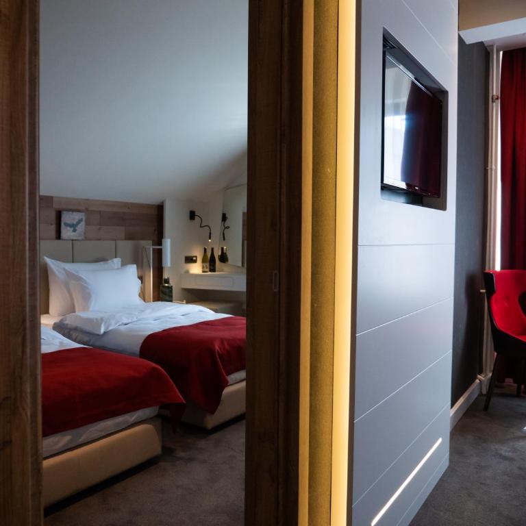 Hotel Putnik Kopaonik - Comfort Family Room - 2