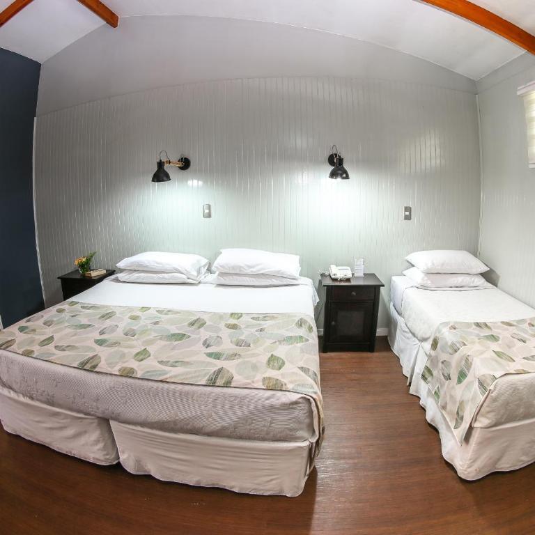 Easter Island Ecolodge - Habitación Cuádruple Estándar - 2