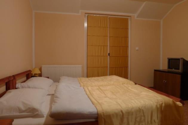 Ahar - Double Room - 1