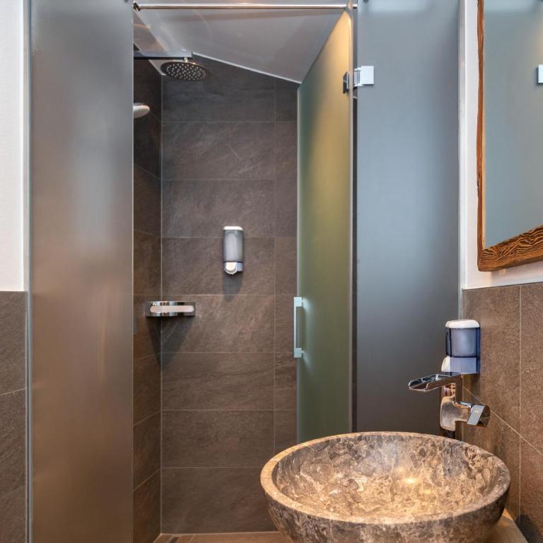 Bachgut - Das Resort am Berg - Chalet mit 8 Schlafzimmern und Sauna - 6